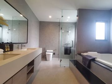● Type Conithain Style Modern Colonnade​ ● Single house 2 Storey, 4 Beds, 4 Parking | 101.6 sq.w. 514 sq.m. | Near Near Central Westville 7 mins., Ban