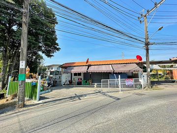 ขายที่ดินพร้อมกิจการห้องแถว ซอยวัดบางฝ้าย บางหัวเสือ ปู่เจ้า สำโรง สมุทรปราการ