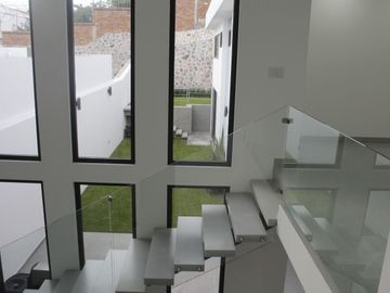 Casa en Venta en BOSQUES DEL REFUGIO,  Cada recamara con baño