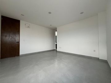 Casa en Venta en BOSQUES DEL REFUGIO,  Cada recamara con baño