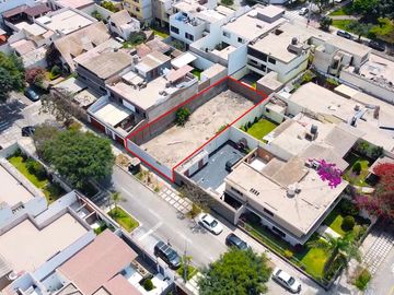 VENDO TERRENO EN CORPAC SAN ISIDRO A PRECIO INSUPERABLE