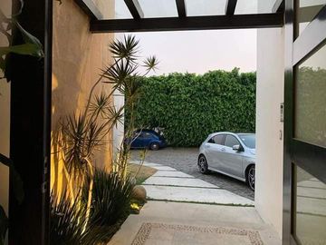 VENTA Residencia en fraccionamiento Real tetela Cuernavaca, Morelos.