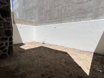 Casa en Preventa en Lomas de Chapultepec con amplio jardín.