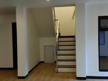 FOR SALE NEW ELEGANT MODERN HOUSE IN ANGELES CITY PAMPANGA NEAR CLARK