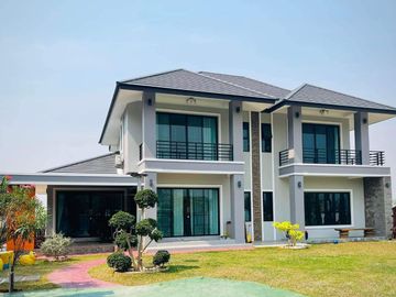 Detached 2-Storey 5 Bedroom House in San Sai for Sale