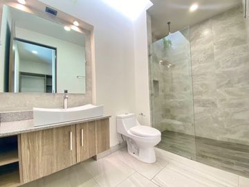 CASA EN VENTA METEPEC CERCA DEL PARQUE BICENTENARIO