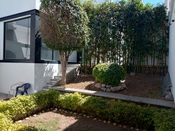 VENTA DE CASA EN LOMAS DEL MARMOL