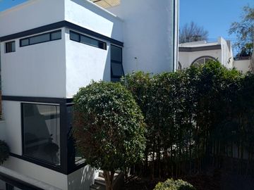 VENTA DE CASA EN LOMAS DEL MARMOL