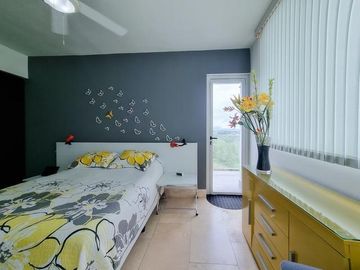 VENTA DE APARTAMENTO CON VISTA AL MAR
