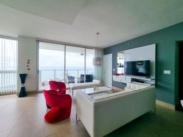 VENTA DE APARTAMENTO CON VISTA AL MAR