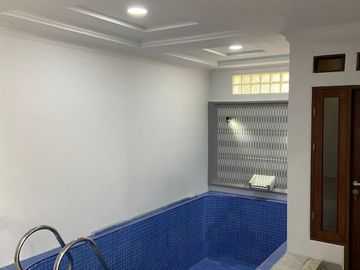Rumah Dalam Komplek Diperbatasan Deplu, Larangan Siap Huni 2,95 M