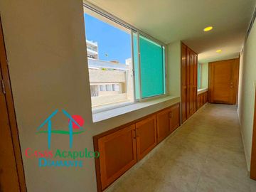 Depa en renta vacacional para 10 personas. Con terraza y vista al mar