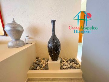 Depa en renta vacacional para 10 personas. Con terraza y vista al mar