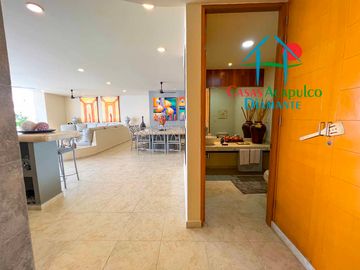 Depa en renta vacacional para 10 personas. Con terraza y vista al mar