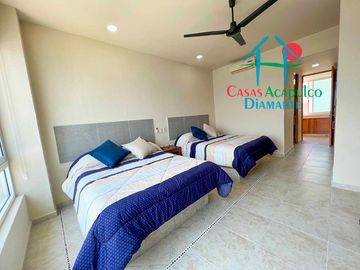 Depa en renta vacacional para 10 personas. Con terraza y vista al mar
