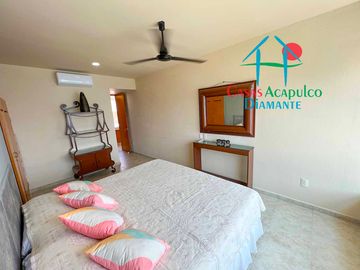 Depa en renta vacacional para 10 personas. Con terraza y vista al mar