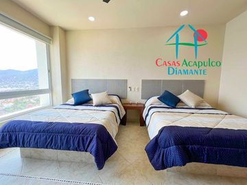 Depa en renta vacacional para 10 personas. Con terraza y vista al mar