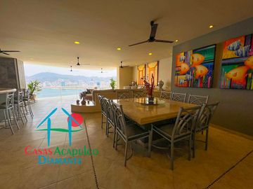 Depa en renta vacacional para 10 personas. Con terraza y vista al mar
