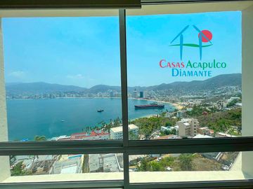 Depa en renta vacacional para 10 personas. Con terraza y vista al mar
