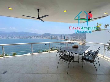 Depa en renta vacacional para 10 personas. Con terraza y vista al mar