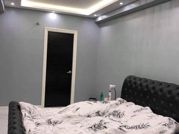 Fully furnished and renovated 3 bedroom unit for sale in 8 Wack Wack near La Salle, Xavier, Poveda and Wack Wack Golf and Country Club