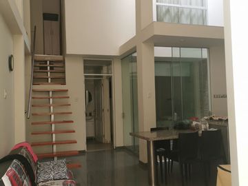 CHICLAYO, VENTA CASA CERCA A LA PLAZA DE ARMAS. ZONIFICACION MIXTA.
