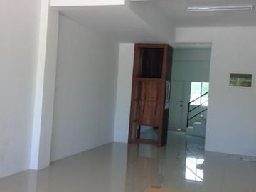 Sell commercial building, 3flrs, 4bed, 5bath, 20 sqWa., 3.95MB, Mueang District, Chonburi