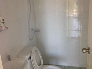 Sell commercial building, 3flrs, 4bed, 5bath, 20 sqWa., 3.95MB, Mueang District, Chonburi