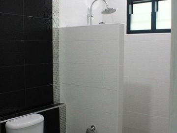 New house sale, 3 bedrooms, 2 bathrooms, 50Wa., 1.99MB, Saraphi District, Chiang Mai.