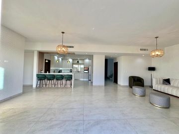 SE VENDE CASA EN ALTA RIVIERA