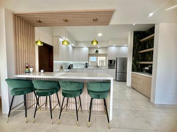 SE VENDE CASA EN ALTA RIVIERA