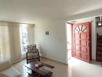 Venta Casa Conjunto Residencial. Quintas de don Simón. Sur de Cali.