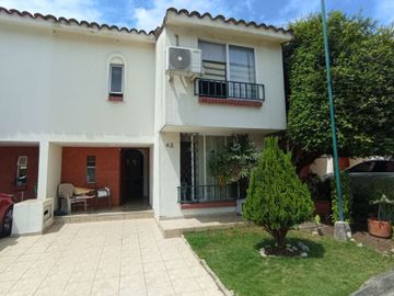 Venta Casa Conjunto Residencial. Quintas de don Simón. Sur de Cali.