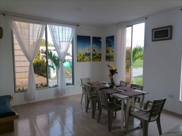 VENTA DE CASA EN CONDOMINIO CARMEN DE APICALA