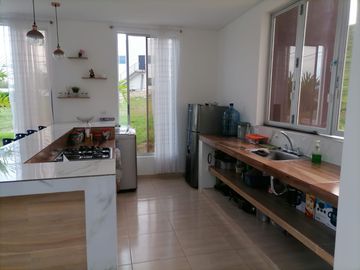 VENTA DE CASA EN CONDOMINIO CARMEN DE APICALA