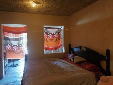 CASA EN VENTA EN MONTERREY NL, ZONA CENTRO, COL NUEVAS COLONIAS, A 30 MTS DE AV. VENUSTIANO CARRANZA