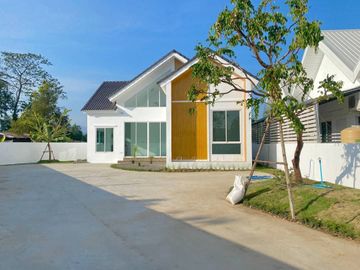 เพียง 1 หลังสุดท้าย แปลงหัวมุม 2.89 ล้าน ตัวบ้านเป็นสไตล์นอร์ดิก เพดานสูงโปร่ง