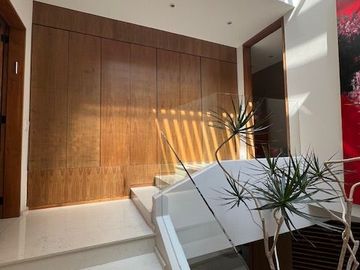 Casa en Lomas de Tecamachalco, Naucalpan, Estado de México