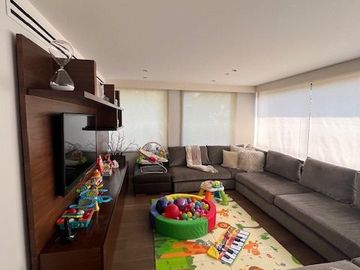 Casa en Lomas de Tecamachalco, Naucalpan, Estado de México