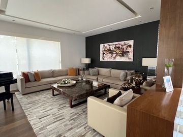 Casa en Lomas de Tecamachalco, Naucalpan, Estado de México