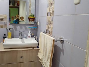 Venta de propiedad comercial para consultorios o residencia estudiantil