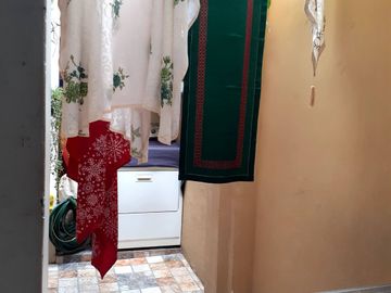 Venta de propiedad comercial para consultorios o residencia estudiantil