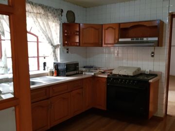 OPORTUNIDAD CASA EN VENTA ALAMEDA TOLUCA, EXCELENTE UBICACION A UN COSTADO DEL CENTRO COMERCIALPASEO MOLINO