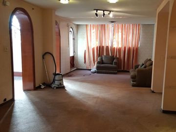 OPORTUNIDAD CASA EN VENTA ALAMEDA TOLUCA, EXCELENTE UBICACION A UN COSTADO DEL CENTRO COMERCIALPASEO MOLINO
