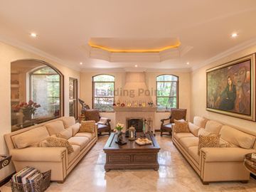 Casa en Venta Bosques de San Angel Sector Palmilla San Pedro