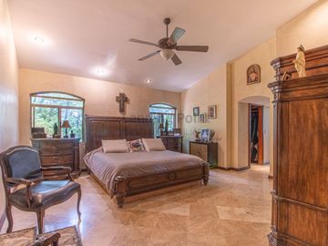 Casa en Venta Bosques de San Angel Sector Palmilla San Pedro