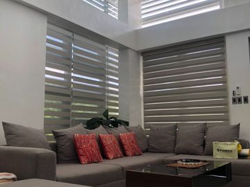 Pre-ownhed modern r house for sale inside the Mansions South Forbes
