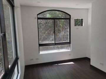 2BR Townhouse For Sale / Rent in in Canyon Ranch, Cavite City
