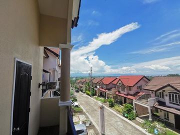 2BR Townhouse For Sale / Rent in in Canyon Ranch, Cavite City