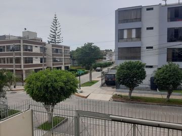 VENDO LINDO DEPARTAMENTO EN URB. RESIDENCIAL HIGUERETA